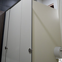 Usi interior HPL compartimentare WC restaurant GEDI