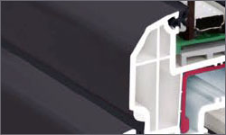 Profile 4 camere pentru usi termopan - REHAU Brillant Design